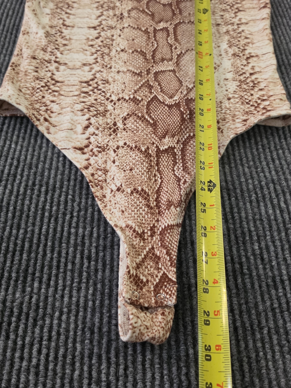 Bar III Brown Snake-Print Sleeveless Bodysuit Size Large - Picture 4 of 5